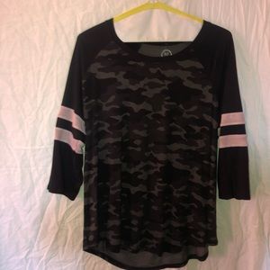 Dark Camo baseball tee